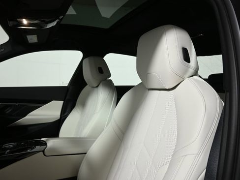 New 2026 BMW 530i xDrive w/ M Sport Package image 16