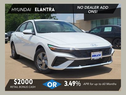 New 2026 Hyundai Elantra SE