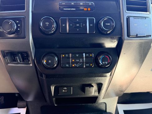 Used 2021 Ford F250 XL w/ Power Equipment Group AWD/4WD image 29