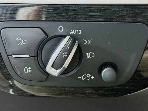 Used 2019 Audi Q7 2.0T Premium Plus w/ Premium Plus Package image 17