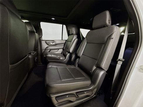 Used 2023 Chevrolet Tahoe Z71 w/ Luxury Package image 26