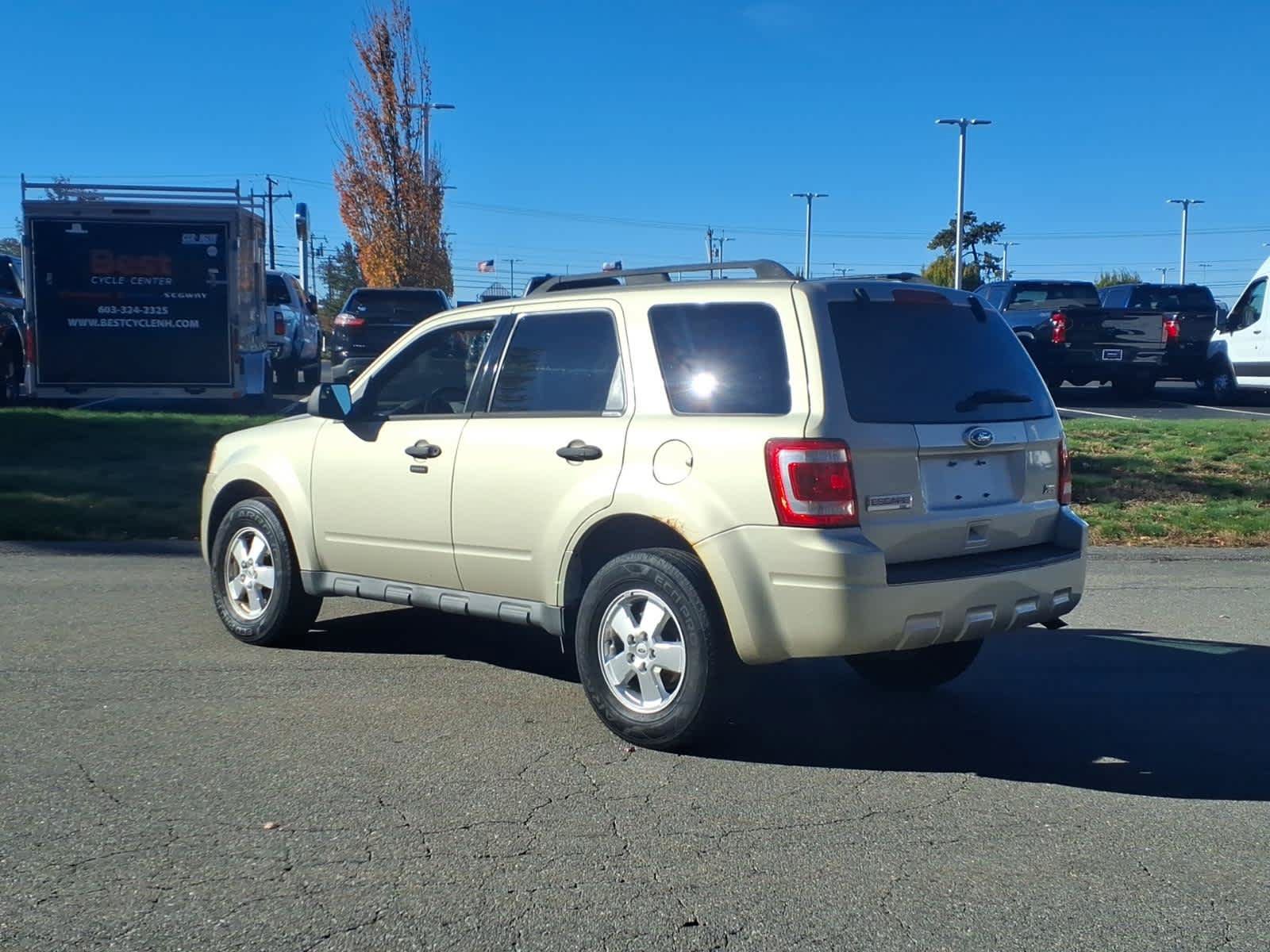 Used 2012 Ford Escape XLT FWD image 4