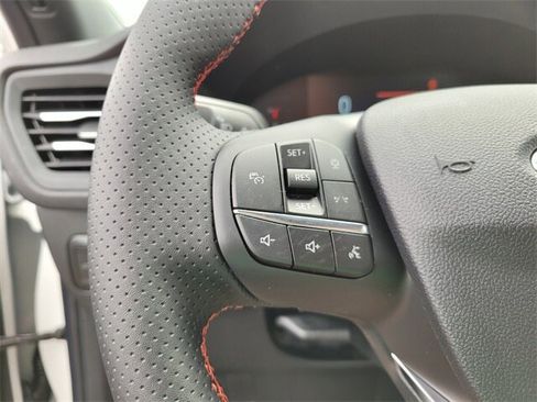 New 2025 Ford Escape ST-Line w/ Tech Pack #1 image 23
