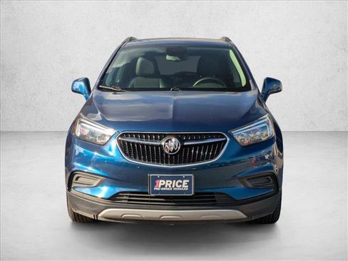 Used 2020 Buick Encore Preferred image 2