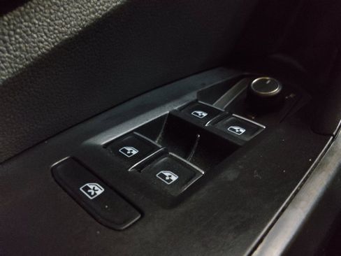 Used 2025 Volkswagen Jetta S FWD image 27