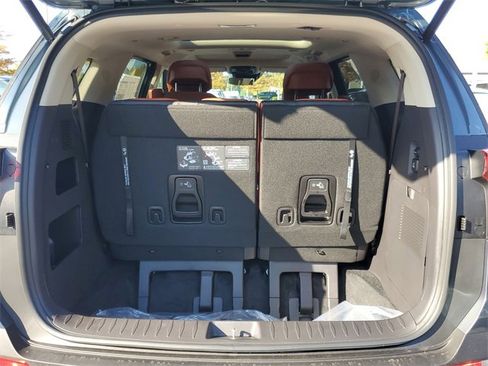 New 2026 Kia Carnival SX Prestige image 7