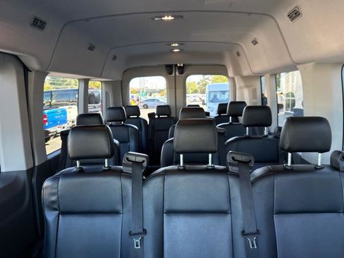 Used 2024 Ford Transit 350 XL image 34