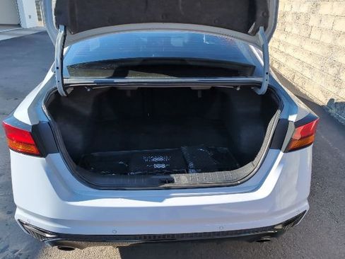 Used 2024 Nissan Altima 2.5 SR w/ SR Premium Package image 28