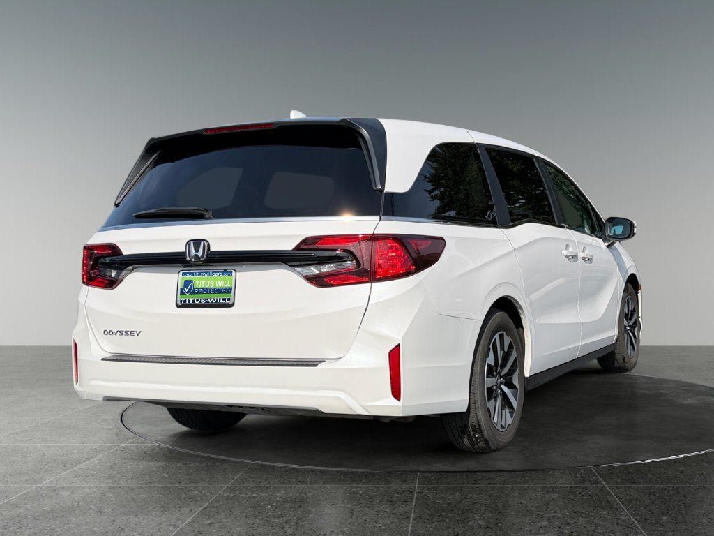 Used 2025 Honda Odyssey EX-L image 9