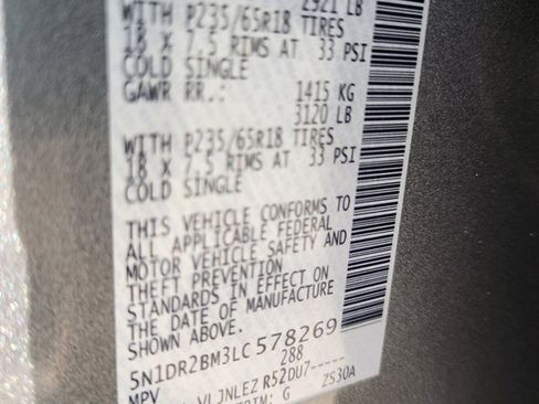 Used 2020 Nissan Pathfinder SV image 15