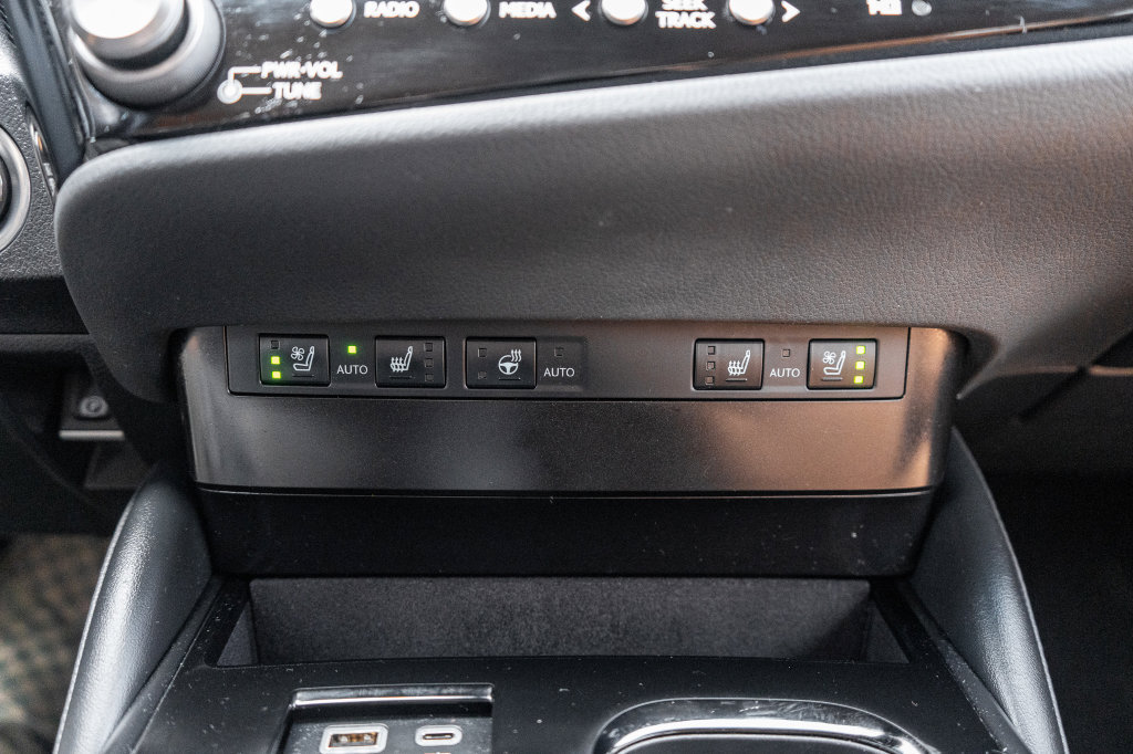Used 2025 Lexus ES 350 w/ Accessory Package (Z2) FWD image 27
