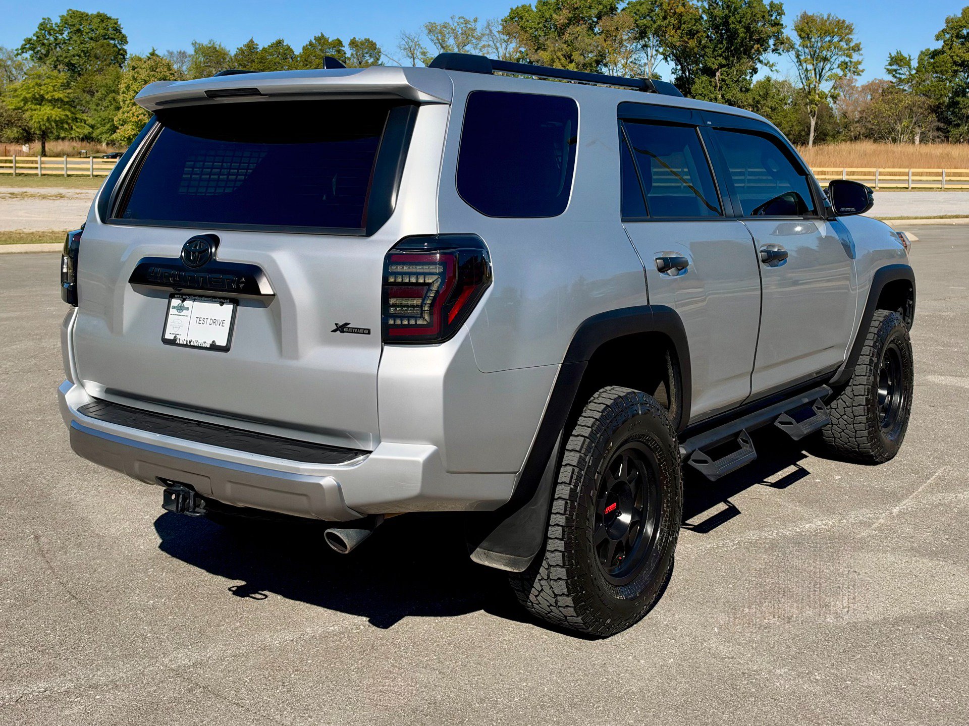 Used 2024 Toyota 4Runner TRD Off-Road Premium w/ Moonroof Package AWD/4WD image 2