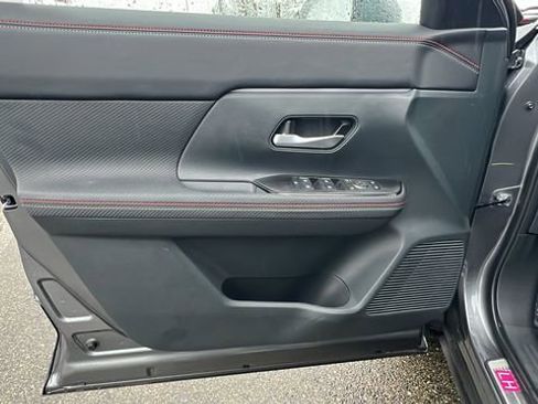 New 2025 Nissan Kicks SR w/ Illumination Package image 20