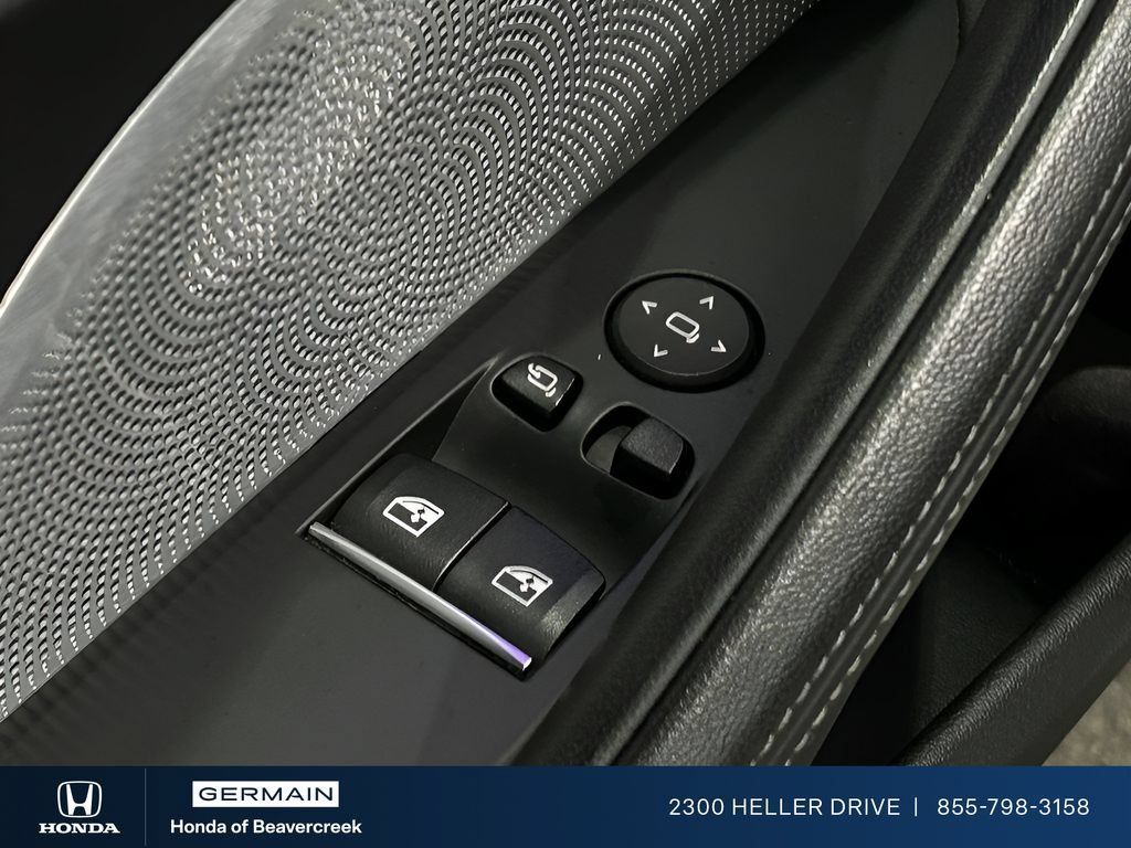 Used 2020 BMW M8 Coupe AWD/4WD image 13