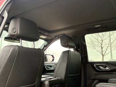 Used 2022 Chevrolet Suburban RST w/ Luxury Package image 38