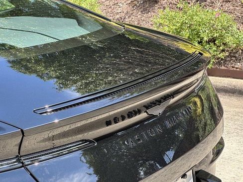 Used 2024 Aston Martin DB12 Coupe image 8