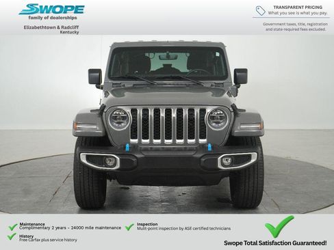 Used 2022 Jeep Wrangler Unlimited Sahara w/ Cold Weather Group AWD/4WD image 9