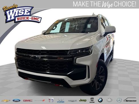Used 2022 Chevrolet Tahoe Z71 w/ Luxury Package AWD/4WD image 1