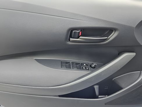 Used 2023 Toyota Corolla LE FWD image 13