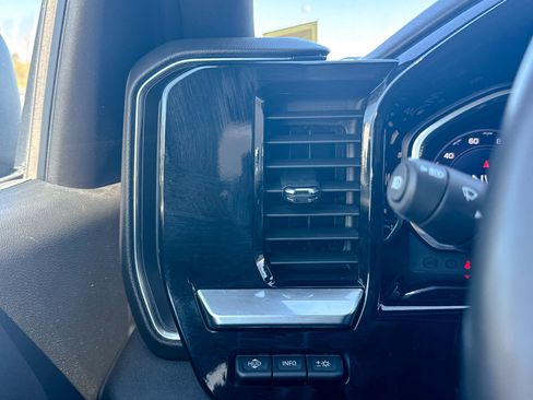 Used 2024 Chevrolet Silverado 1500 High Country w/ Technology Package AWD/4WD image 36