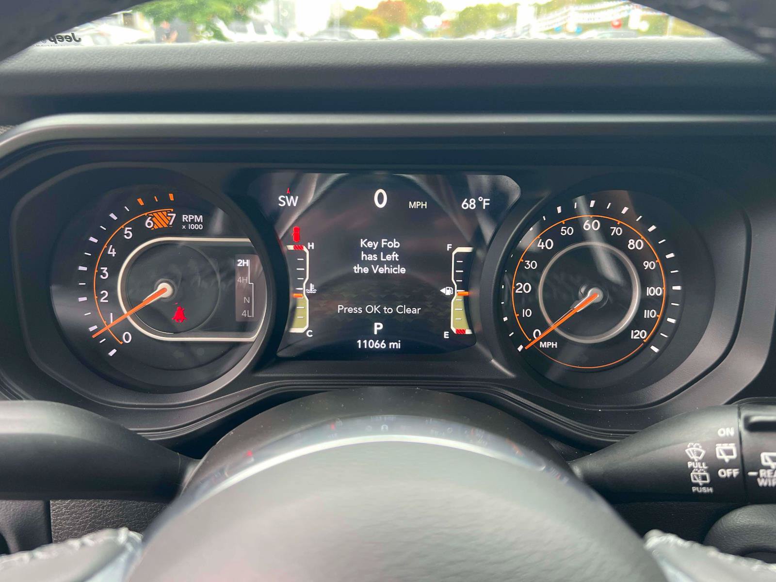 Used 2026 Jeep Wrangler Unlimited Sahara AWD/4WD image 11