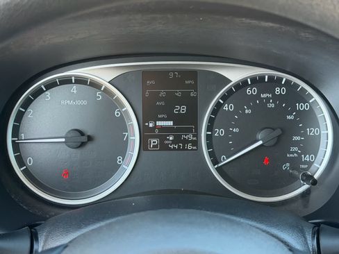 Certified 2024 Nissan Kicks S FWD image 34