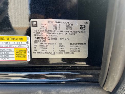 Used 2013 Buick Enclave Premium FWD image 39