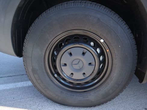 Certified 2023 Mercedes-Benz Sprinter 144 Cargo image 31