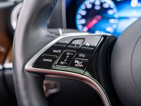 Used 2023 Mercedes-Benz E 450 4MATIC Sedan image 33