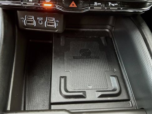 Used 2021 Dodge Durango R/T w/ Blacktop Package image 13