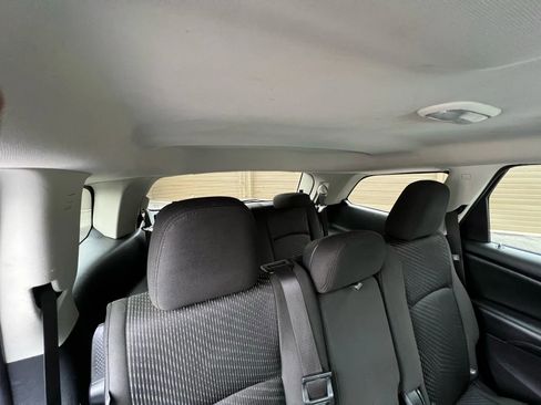 Used 2019 Dodge Journey SE image 27