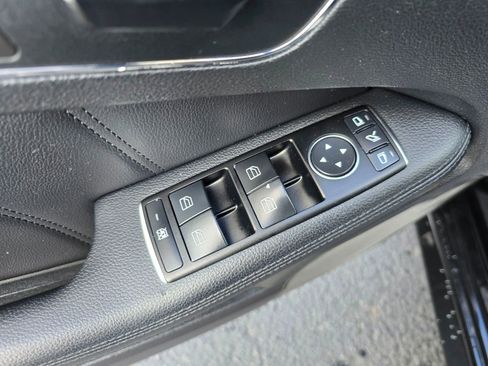 Used 2011 Mercedes-Benz E 63 AMG Sedan image 25