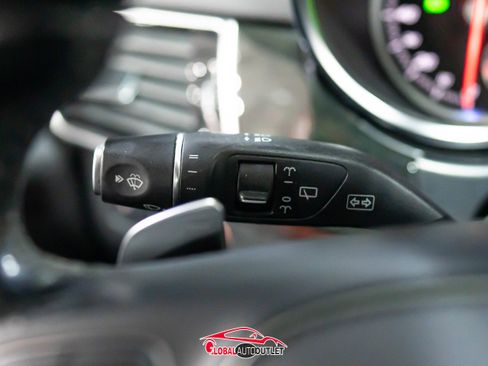 Used 2018 Mercedes-Benz GLS 550 4MATIC w/ Driver Assistance Package image 30