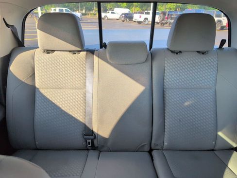 Used 2022 Toyota Tacoma SR5 w/ Technology Package RWD image 29
