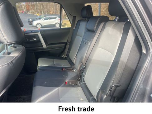 Used 2022 Toyota 4Runner SR5 Premium w/ Moonroof Package image 9