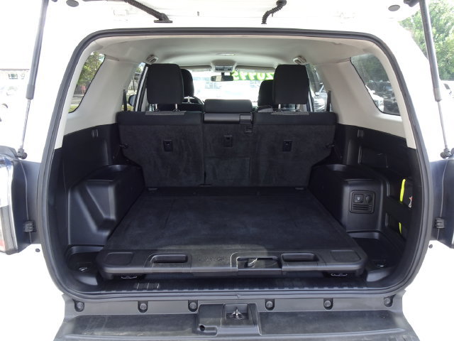 Used 2015 Toyota 4Runner SR5 RWD image 27