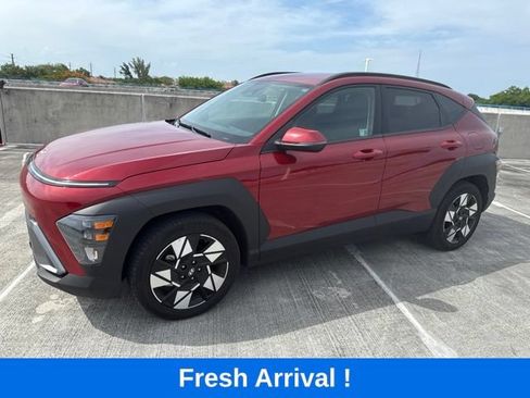 Used 2025 Hyundai Kona SEL FWD image 1