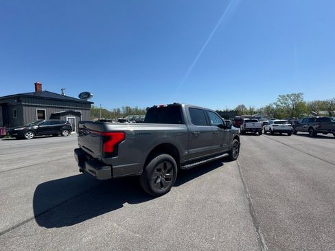 New 2023 Ford F150 Lightning Lariat AWD/4WD image 13