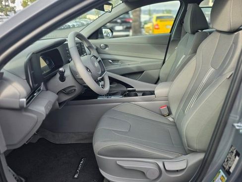 New 2026 Hyundai Elantra SEL Sport Premium FWD image 11