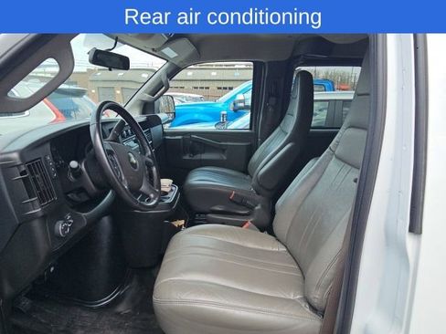 Used 2023 Chevrolet Express 3500 LS RWD image 9
