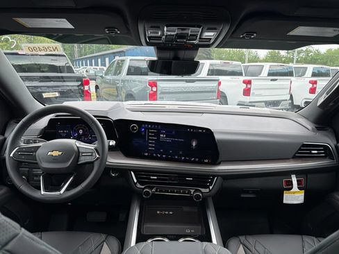 New 2026 Chevrolet Tahoe Premier AWD/4WD image 10