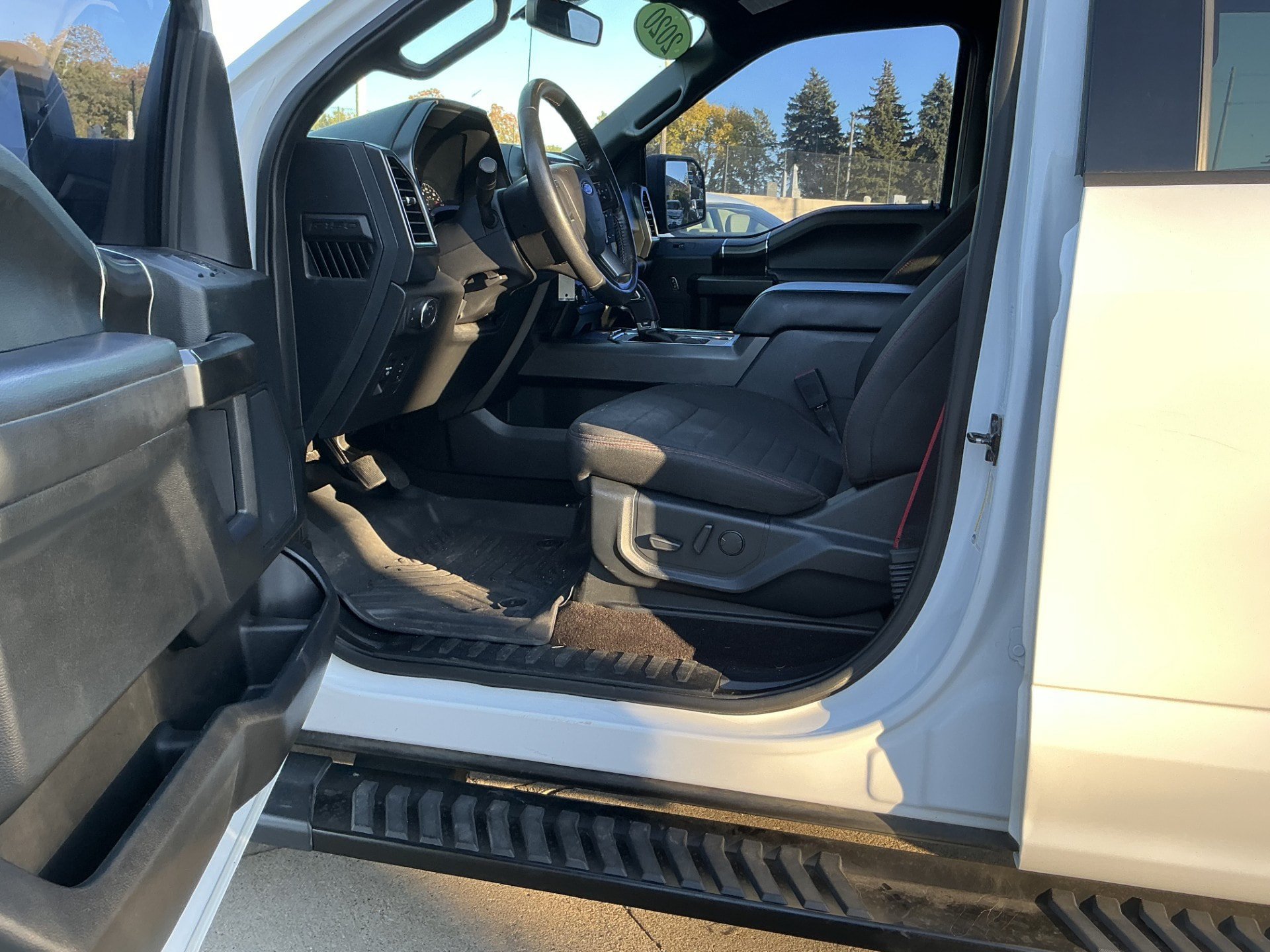 Used 2020 Ford F150 XLT w/ Equipment Group 302A Luxury AWD/4WD image 12