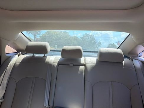Used 2016 Hyundai Sonata Limited w/ Option Group 02 FWD image 18