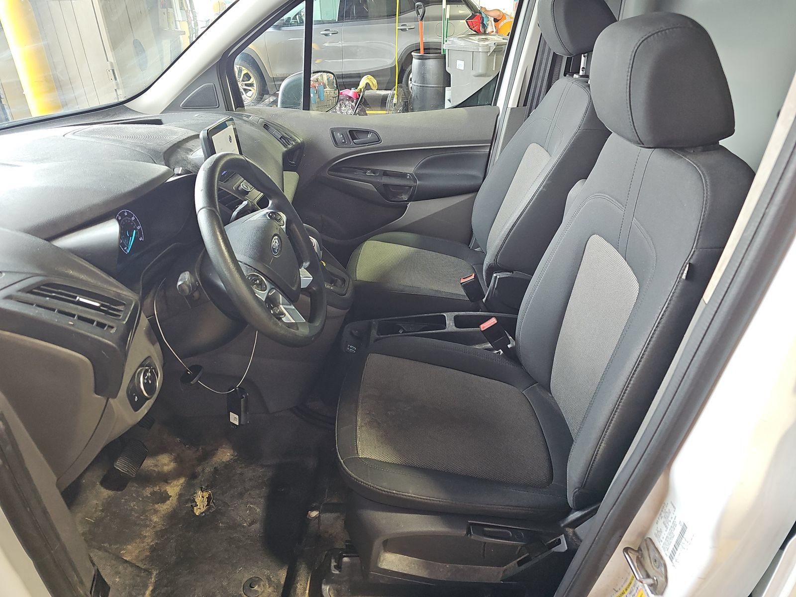 Used 2020 Ford Transit Connect XL FWD image 14