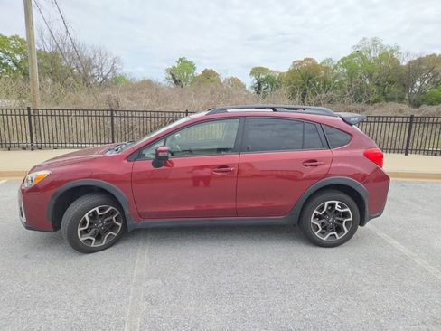 Used 2016 Subaru Crosstrek 2.0i Limited image 1