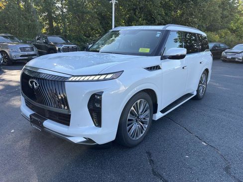 New 2026 INFINITI QX80 Luxe w/ Cargo Package image 7