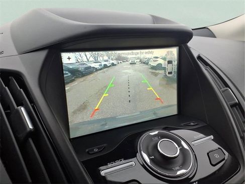 Used 2019 Ford Escape Titanium image 21