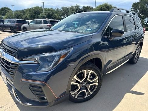 Used 2024 Subaru Ascent Touring w/ Popular Package #2 AWD/4WD image 6