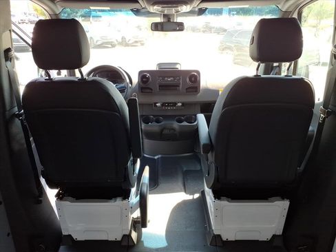 New 2025 Mercedes-Benz Sprinter 2500 image 28
