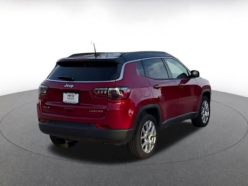 Used 2025 Jeep Compass Limited image 14